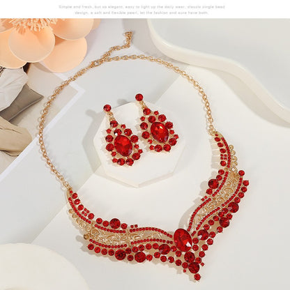 European and American Export Jewelry Bridal Jewelry Accessories Necklace Earrings Set Live Performance Crystal V-Shaped Clavicle Chain for Women