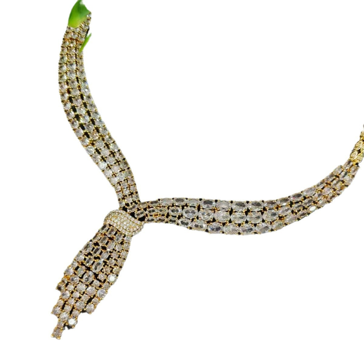 Brilliant Diamond-Filled Bridal Wedding Attire, Wedding Jewelry Set with Zircon Tassels, Jewelry Necklace, Earrings, Ring, Four-Piece Set