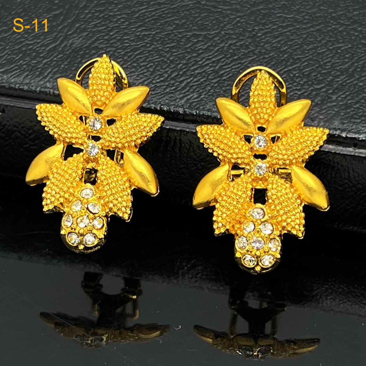 24K Gold Dubai Explosions Bride Four-piece Flower Rhinestone Jewelry Alloy Necklace Bracelet Earrings Ring