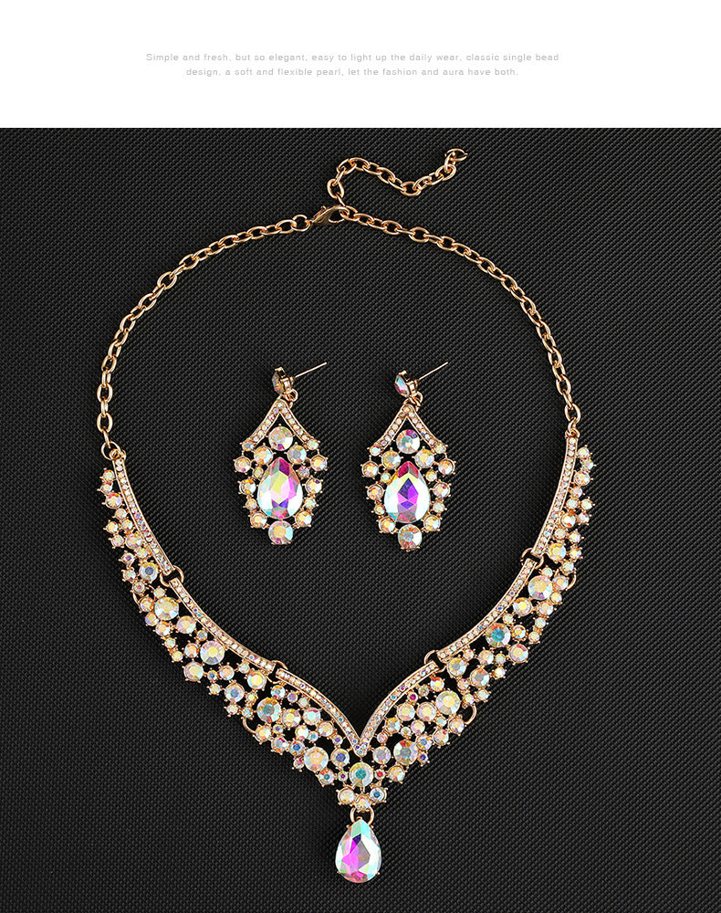 Cross-border foreign trade retro jewelry exaggerated necklace suit luxury crystal jewelry banquet dress accessories manufacturers direct supply