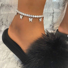 Korean version of high-end hot-selling jewelry European and American luxury pearl zircon inlay necklace earrings e6068-x6063