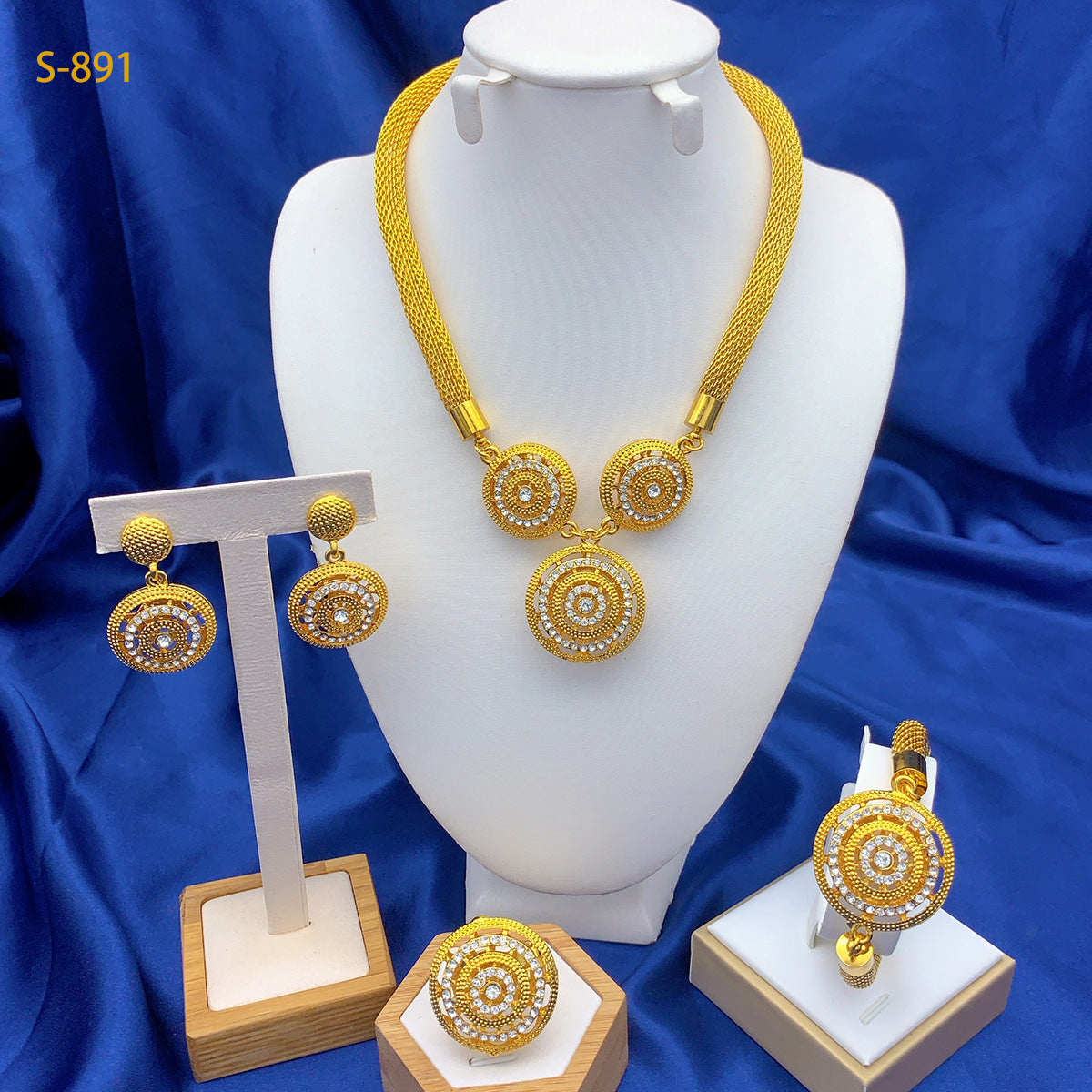 2025 Summer Dubai 24K Gold Bridal Jewelry Set Necklace Earrings Bracelet Ring Middle East Africa Jewelry
