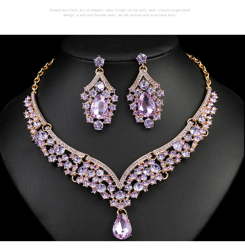 Cross-border foreign trade retro jewelry exaggerated necklace suit luxury crystal jewelry banquet dress accessories manufacturers direct supply