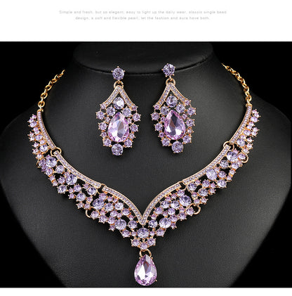 Cross-border foreign trade retro jewelry exaggerated necklace suit luxury crystal jewelry banquet dress accessories manufacturers direct supply