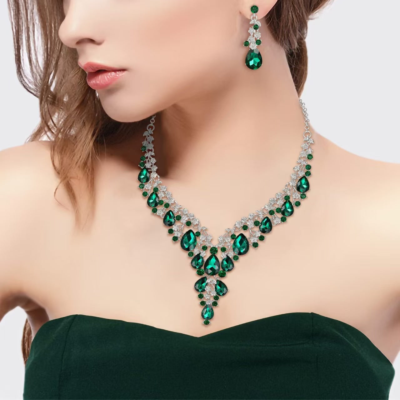 Factory Direct Sales of Cross-Border Popular Water Drop Necklace and Earrings Jewelry Sets, Wedding Dresses, Evening Wear, New Jewelry Accessories