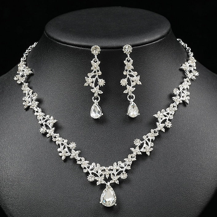 Vintage Light Luxury Crystal Drop Necklace Earrings suit Fashion Elegant Bridal Dress Accessories Necklace Jewelry Goods