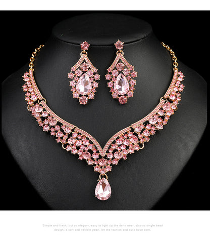 Cross-border foreign trade retro jewelry exaggerated necklace suit luxury crystal jewelry banquet dress accessories manufacturers direct supply