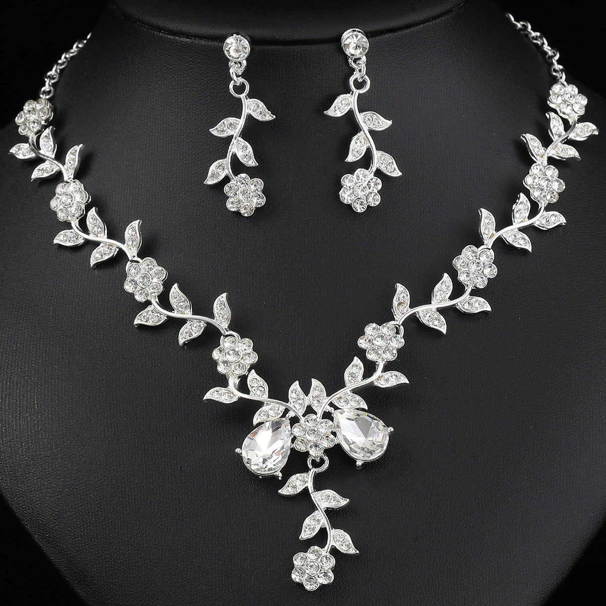 European and American Jewelry Necklaces and Earrings Set High-End Three-Piece Set Bridal Wedding Accessories New Foreign Trade Cross-Border Supply