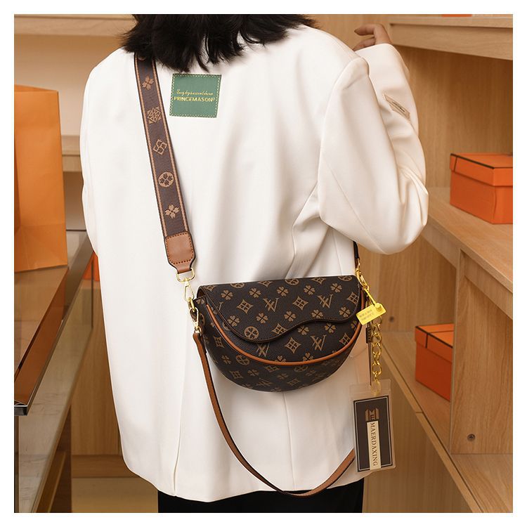 Hot Sale Women's Bags Designer Luxury Crossbody Shoulder Purses Female Handbag Women's Clutch Travel Tote Bag 20*14*8cm