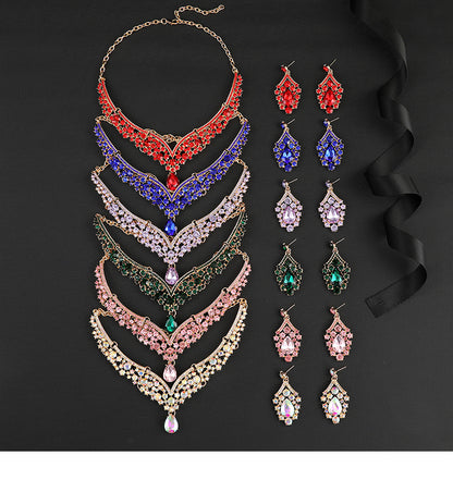 Cross-border foreign trade retro jewelry exaggerated necklace suit luxury crystal jewelry banquet dress accessories manufacturers direct supply