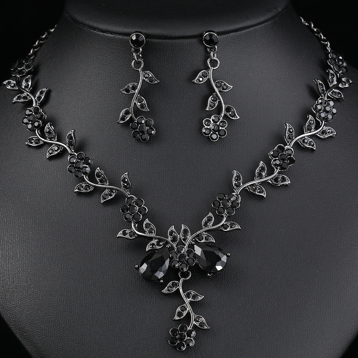 European and American Jewelry Necklaces and Earrings Set High-End Three-Piece Set Bridal Wedding Accessories New Foreign Trade Cross-Border Supply