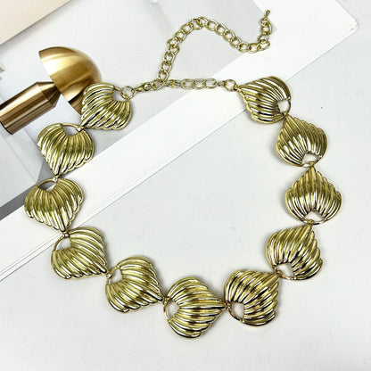 Amazon Cross-border Foreign Trade Jewelry Metal Shell Necklace Women Choker Niche Exaggerated Retro Light Luxury Clavicle Chain