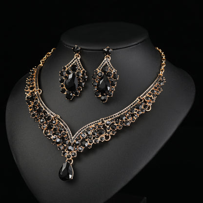 Cross-border foreign trade retro jewelry exaggerated necklace suit luxury crystal jewelry banquet dress accessories manufacturers direct supply
