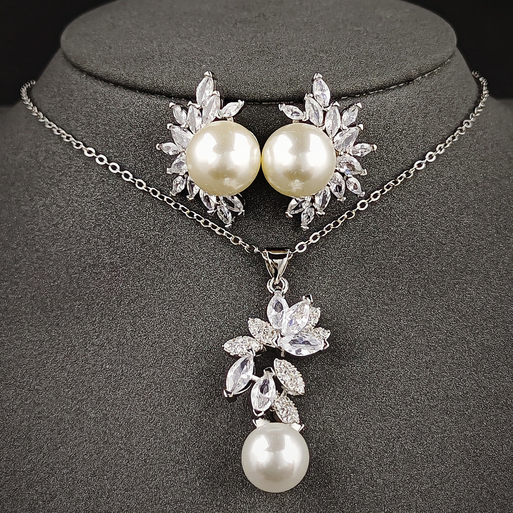 Korean version of high-end hot-selling jewelry European and American luxury pearl zircon inlay necklace earrings e6068-x6063