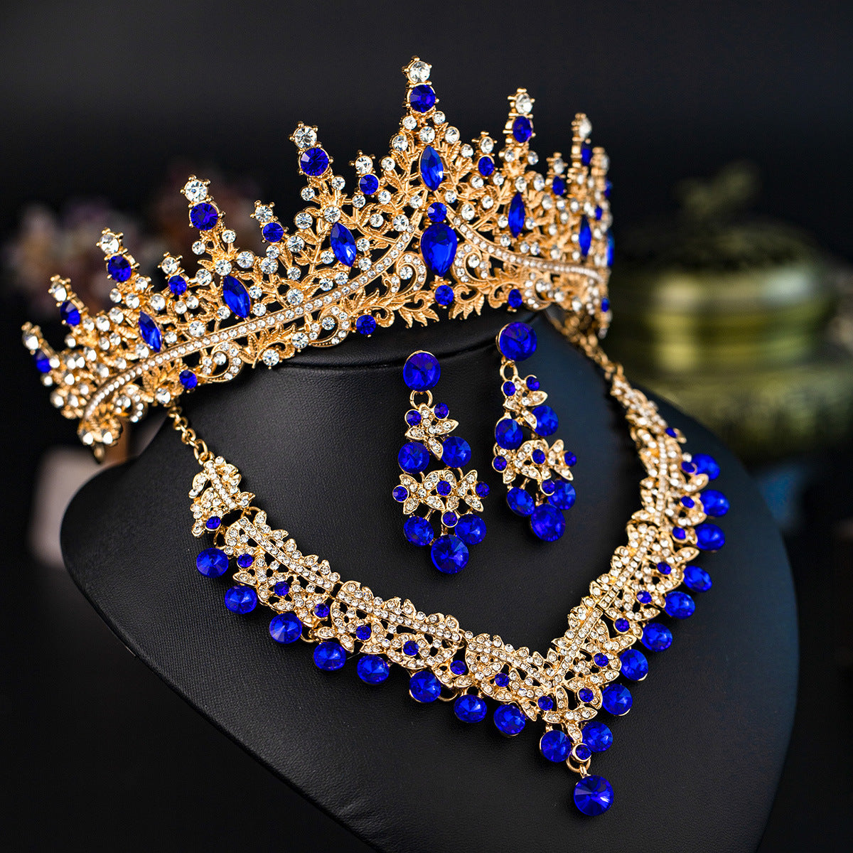 European and American Bride Jewelry Three-piece Suit High-class Dance Wedding Jewelry Alloy Diamond Crown Necklace Earrings suit