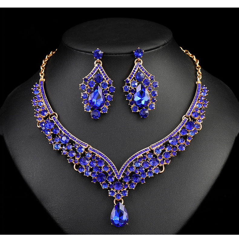 Cross-border foreign trade retro jewelry exaggerated necklace suit luxury crystal jewelry banquet dress accessories manufacturers direct supply