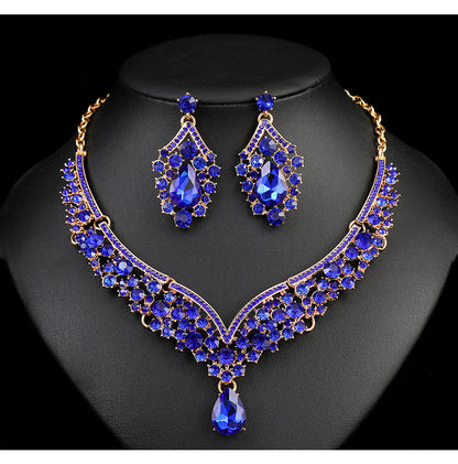 Cross-border foreign trade retro jewelry exaggerated necklace suit luxury crystal jewelry banquet dress accessories manufacturers direct supply
