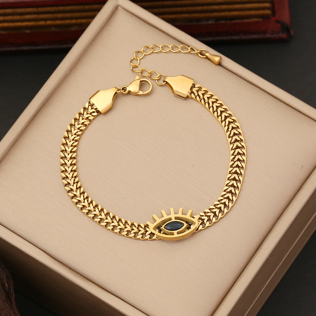 Cross-border new jewelry personalized stainless steel eye necklace fashion flat chain necklace trendy jewelry set N1049