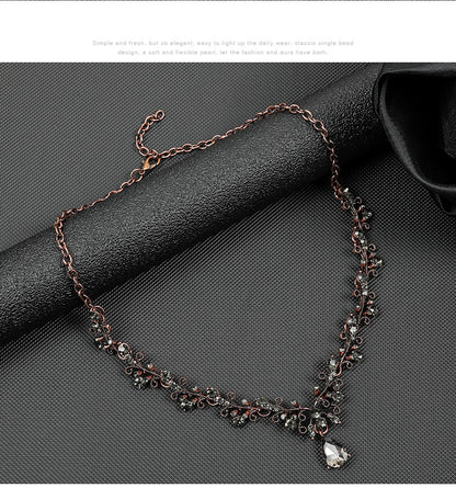 European and American Foreign Trade Jewelry Retro Jewelry Set Gemstone Necklace Clavicle Chain Cross-Border Female Leaf Water Drop Spot Straight Hair