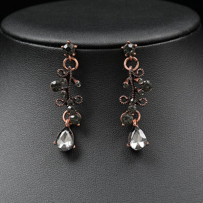 European and American Foreign Trade Jewelry Retro Jewelry Set Gemstone Necklace Clavicle Chain Cross-Border Female Leaf Water Drop Spot Straight Hair
