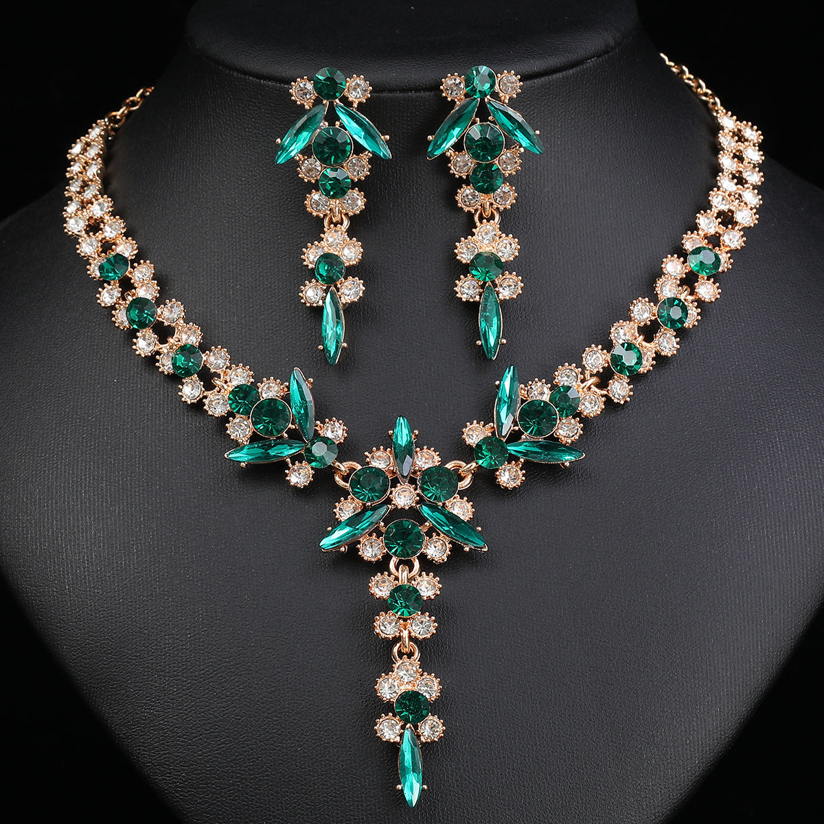Europe and the United States Hot Jewelry Cross-border Supply Bridal Necklace suit Fashion High-end Crystal Wedding Dress Banquet Dress Jewelry