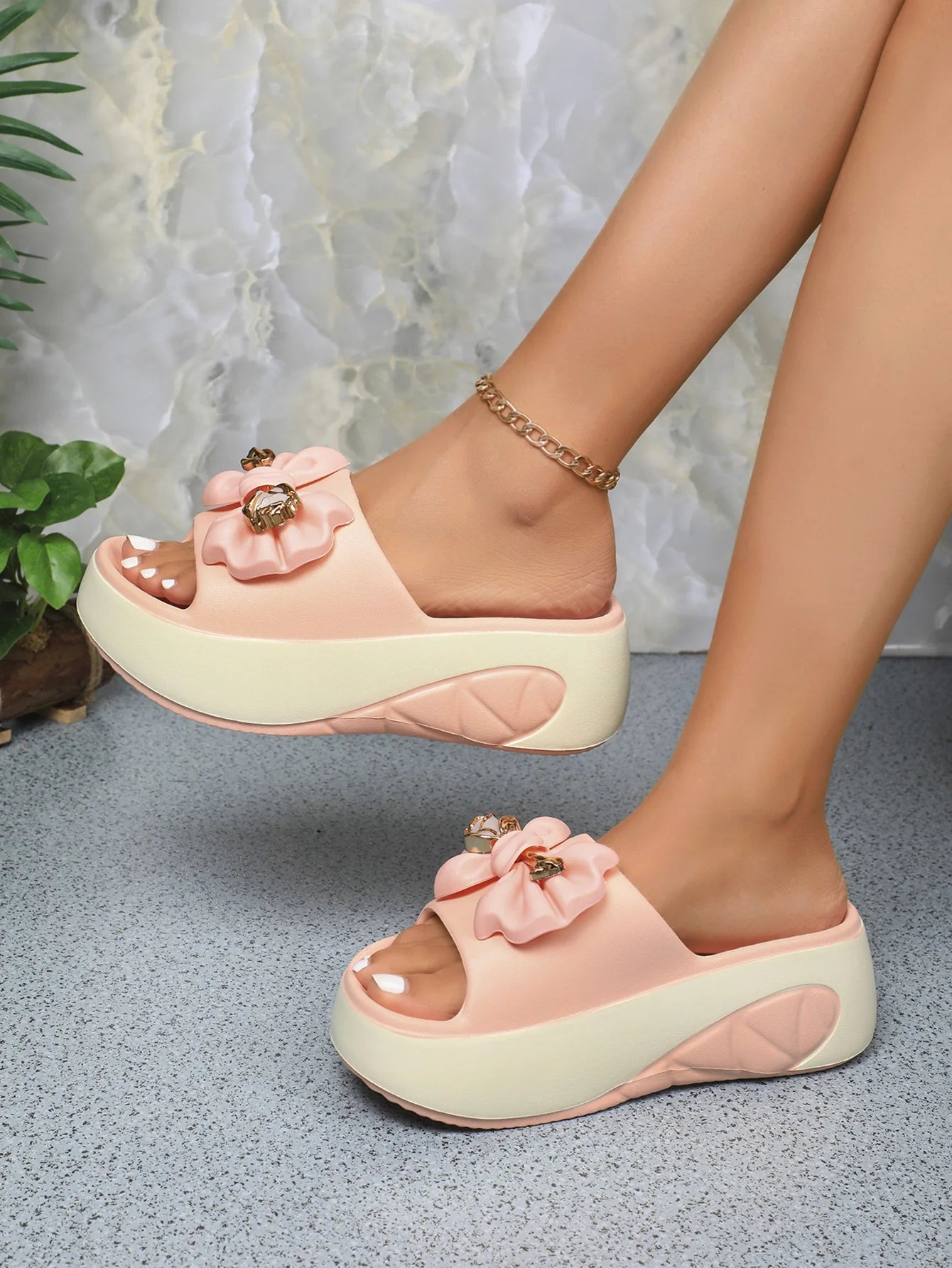 2025 Women Slippers EVA Soft Sole Summer Casual Women Platform Sandals Fashion Non-Slip Beach Slippers Luxury Slides Women
