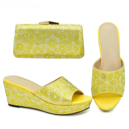 Classics Design Nigerian Women Shoes Matching Bag Set with Shinning Crystal Wedges Shoes for Women Italian Women Party Pumps