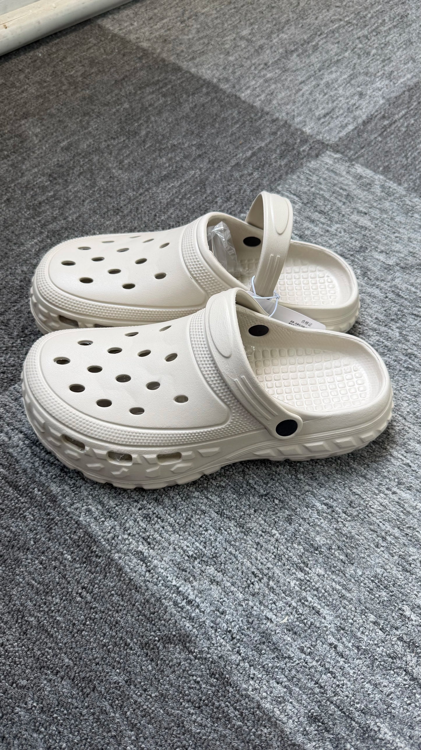 Men Slippers 2026 New Arrival Summer New EVA Soft-soled Slides Sandals Indoor Outdoor Walking Beach Shoes Flip Flops Mens Shoes