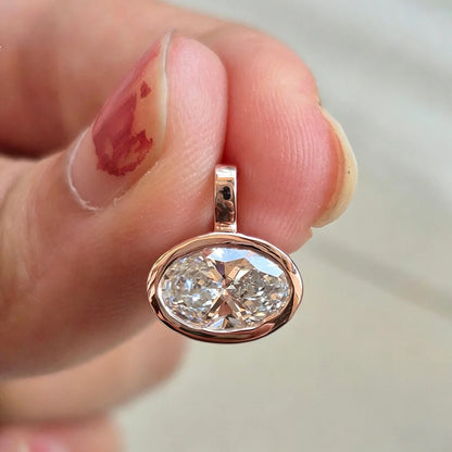 GRA Certified 2-4carat East West Oval Moissanite Collar Bezel Set Solitaire Diamond Charm Pendant for Women S925 Silver Jewelry