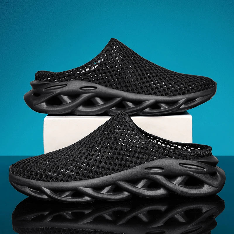 Men Slippers Summer Breathable Home Indoor Slippers Men Flats Thick Bottom Lightweight Slides Fashion Outdoor Walking Shoes