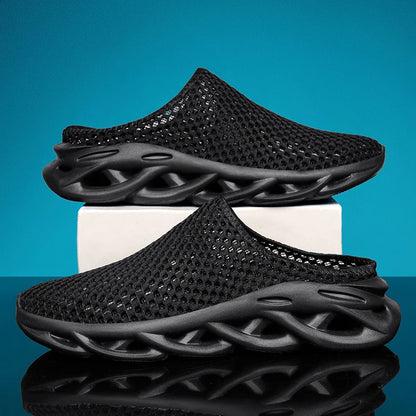 Men Slippers Summer Breathable Home Indoor Slippers Men Flats Thick Bottom Lightweight Slides Fashion Outdoor Walking Shoes
