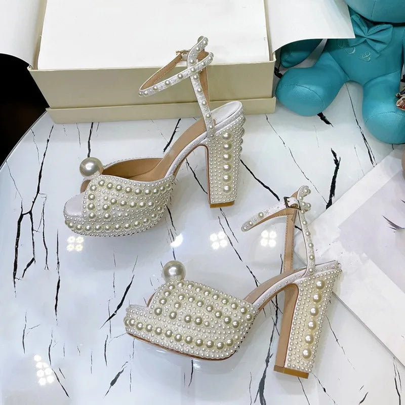 Luxury Full Pearl Platform Heeled Sandals Women White Peep Toe Ankle Strap Block Heels Elegant Bridal Shoes Wedding Prom