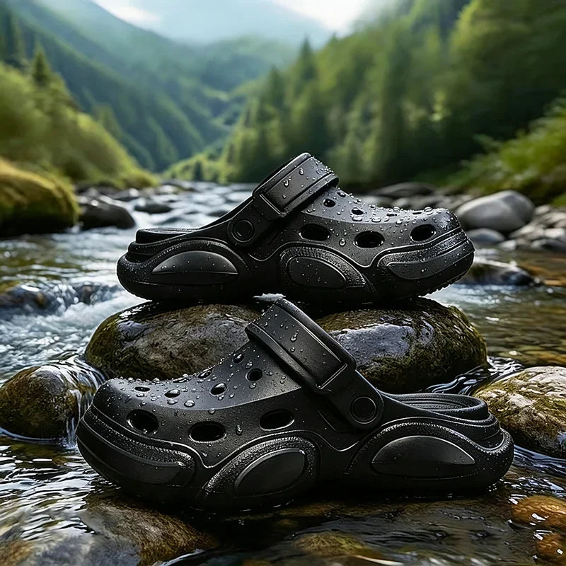 2026Summer Men's Slippers Outdoor Sandals Beach Comfortable EVA Soft Slides Clogs Casual Garden Shoes Men Indoor Home Slippers
