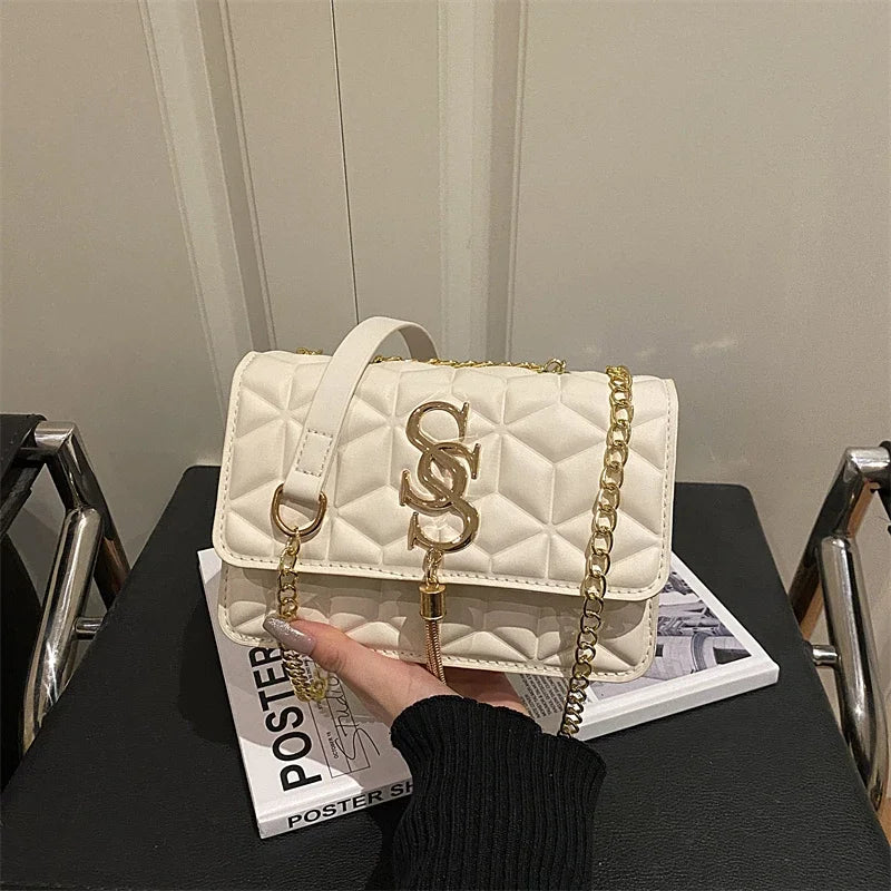 Light Luxury Trend Argyle Quilted Small Square Bag Metal Letter Tassel Flap Crossbody Bags Commuting Fashion Shoulder Bag