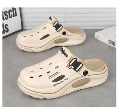 New Classic Summer Clogs Men Slipper Breathable Garden Shoes EVA Outdoor Comforty Beach Slides Home Sandals Antiskid Slippers