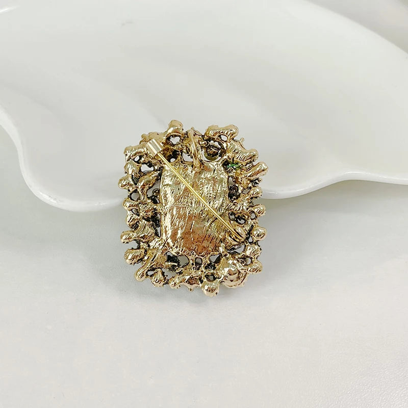 EASYA 2024 New Rhinestone Gemstone Shape Woman Clothes Brooch Classic Wedding Party Dress Crystal Accessories