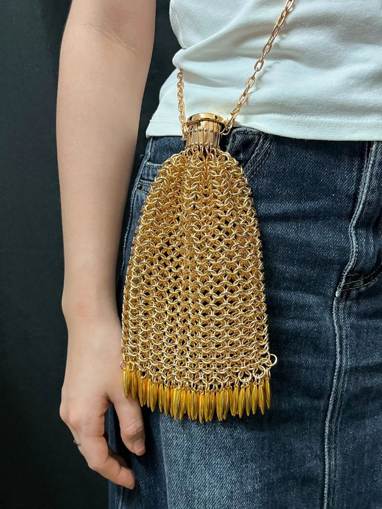 Metallic Hauberk Shoulder Bag Woven Ring Tote Chain Mail Designer Purses and Handbags Handmade Hollow Crossbody Bags for Women