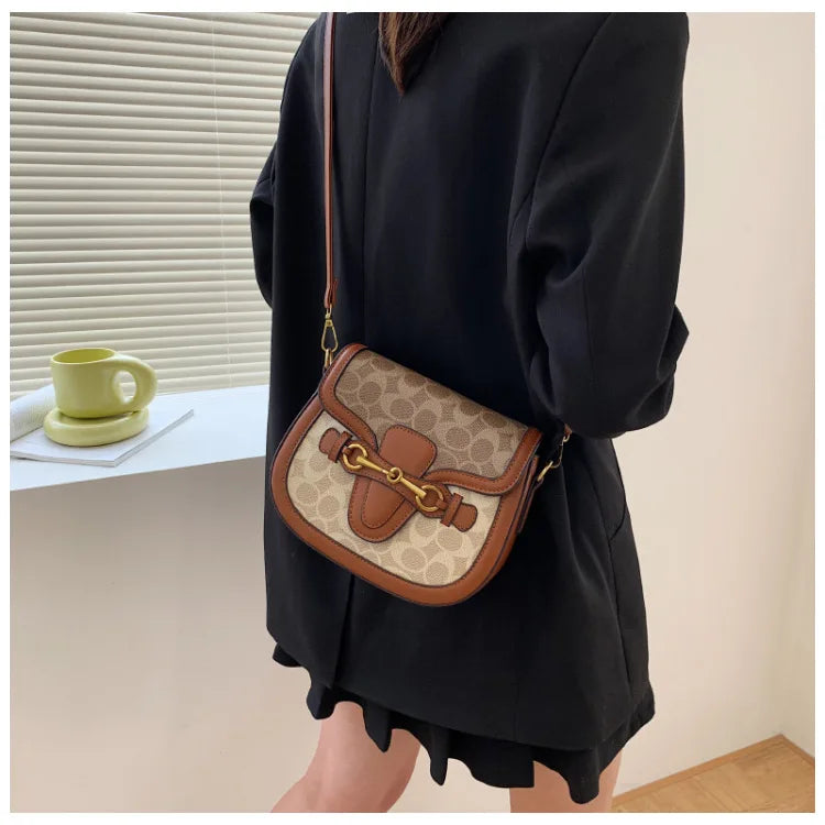 Women Retro Print Saddle Crossbody Bag Luxury Horse Bit Buckle Small Shoulder Bag Fashion PU Leather Ladies Daily Handbag