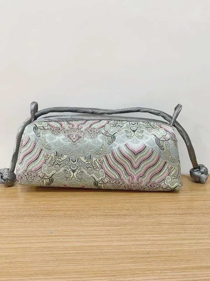 Fashion Luxury Chinese Style Silk Bag Women Handbag Japanese Hand Embroidery Totes Cheongsam Female Cosplay Bags Clutch Purses