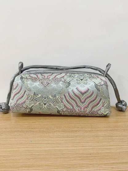 Fashion Luxury Chinese Style Silk Bag Women Handbag Japanese Hand Embroidery Totes Cheongsam Female Cosplay Bags Clutch Purses