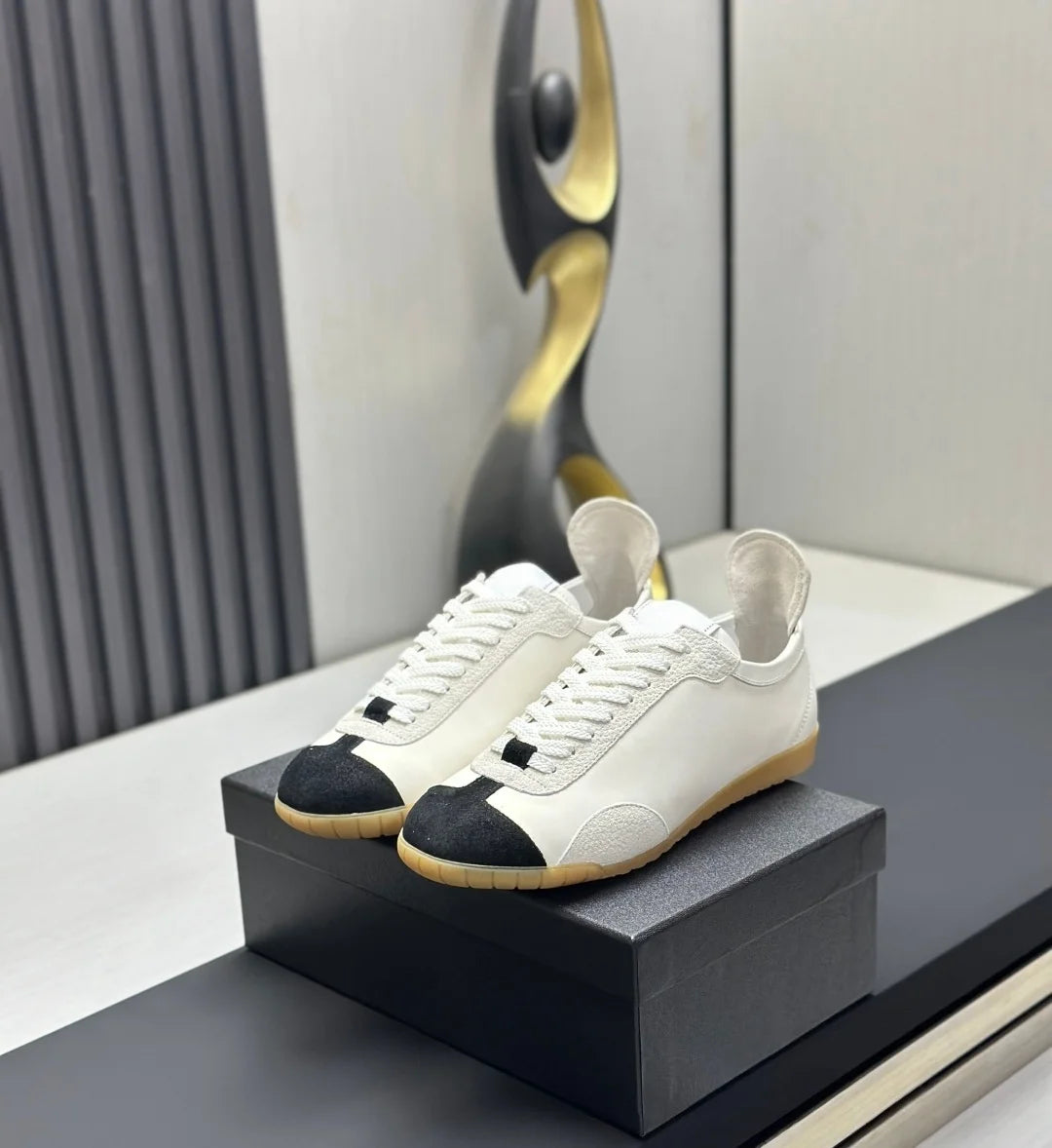 Luxury Brand Running Shoes Casual Sneakers Commuter Shoes Hiking Shoes Genuine Leather Simple Yet Stylish Retro Sporty Style