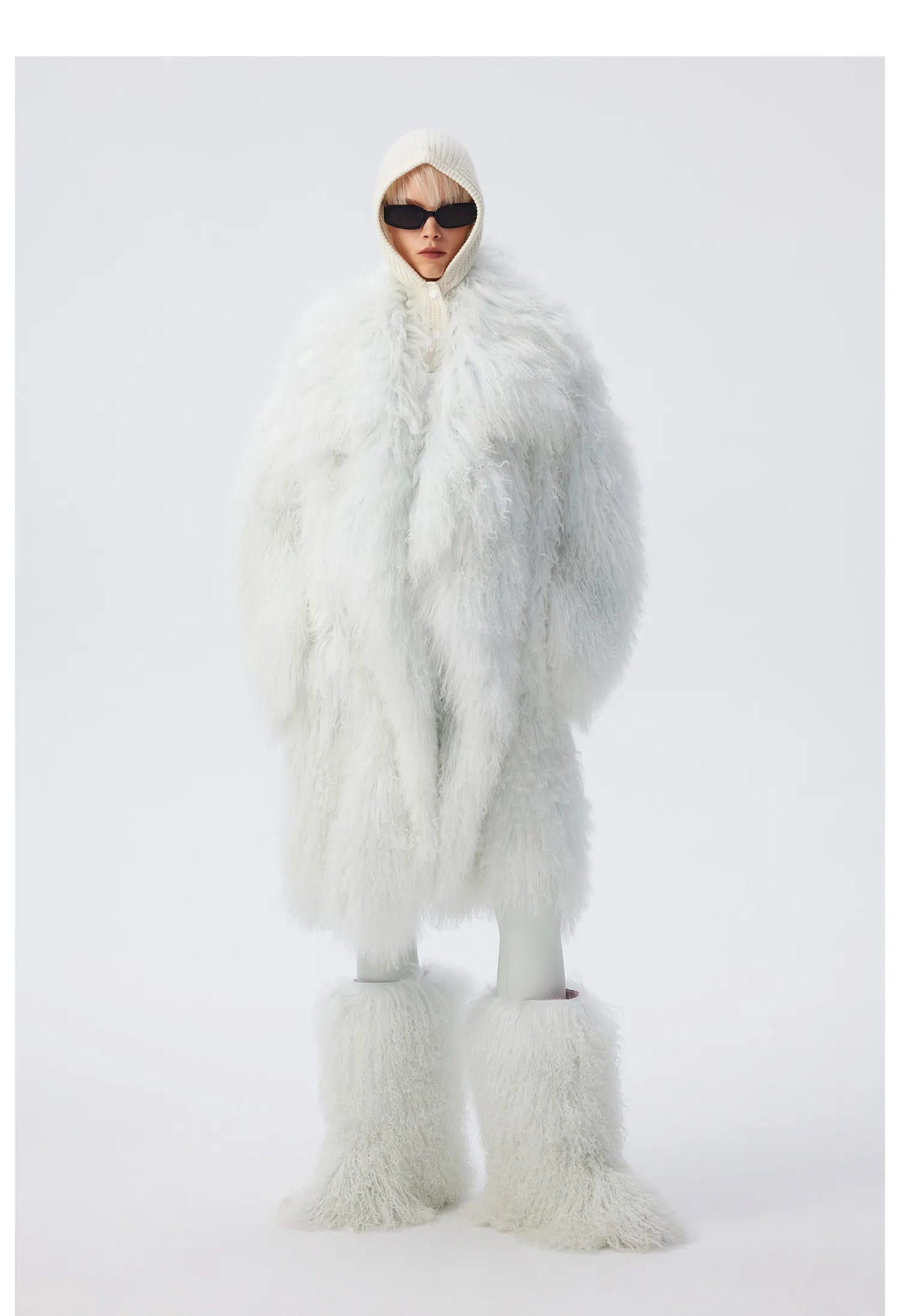 Lautaro Autumn Winter Long Oversized White Thick Warm Soft Faux Fur Coat Women Loose Stylish Luxury Fluffy Overcoat Streetwear