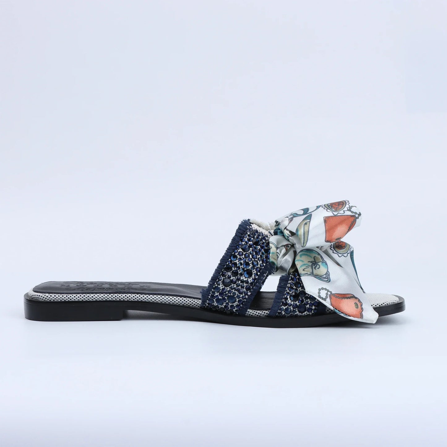 Flat Luxury Rhinestone Sandals Women's Summer Brand Sandals Cute Slide Sandals 204