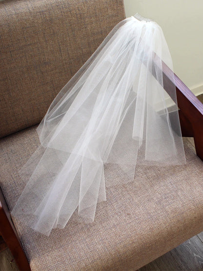 V378 Short White Two layer Soft Tulle Wedding Veil for Bridal Handmade Bride to Be Headdress Veil with Hair Comb
