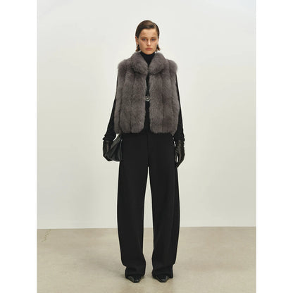 Stylishly stacked, blue fox imported from Finland, back hair, stand-up collar, vertical row fur, vest short Shu Jeju Xuejing
