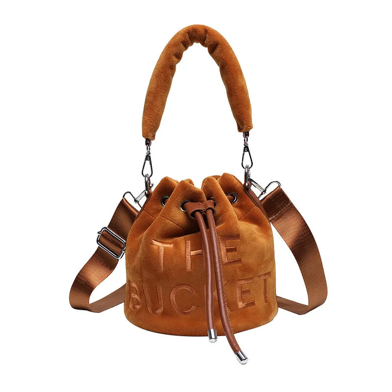 New Fashion Women's Bucket Bag Trend Brand Personality Plush Shoulder Bag High-end Elegant Crossbody Bag Designer Luxury Handbag