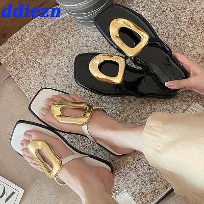New In 2025 Luxury Women Slippers Summer Beach Fashion Metal Flip Flops Female Slides Slippers Ladies Flats Sandals Shoes