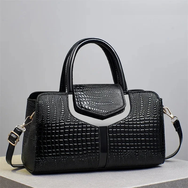 Fashionable Ladies Handbag Soft PU Leather Polyester Lining Zipper Closure Shoulder Bag Essential for Commuting Mothers Day Gift