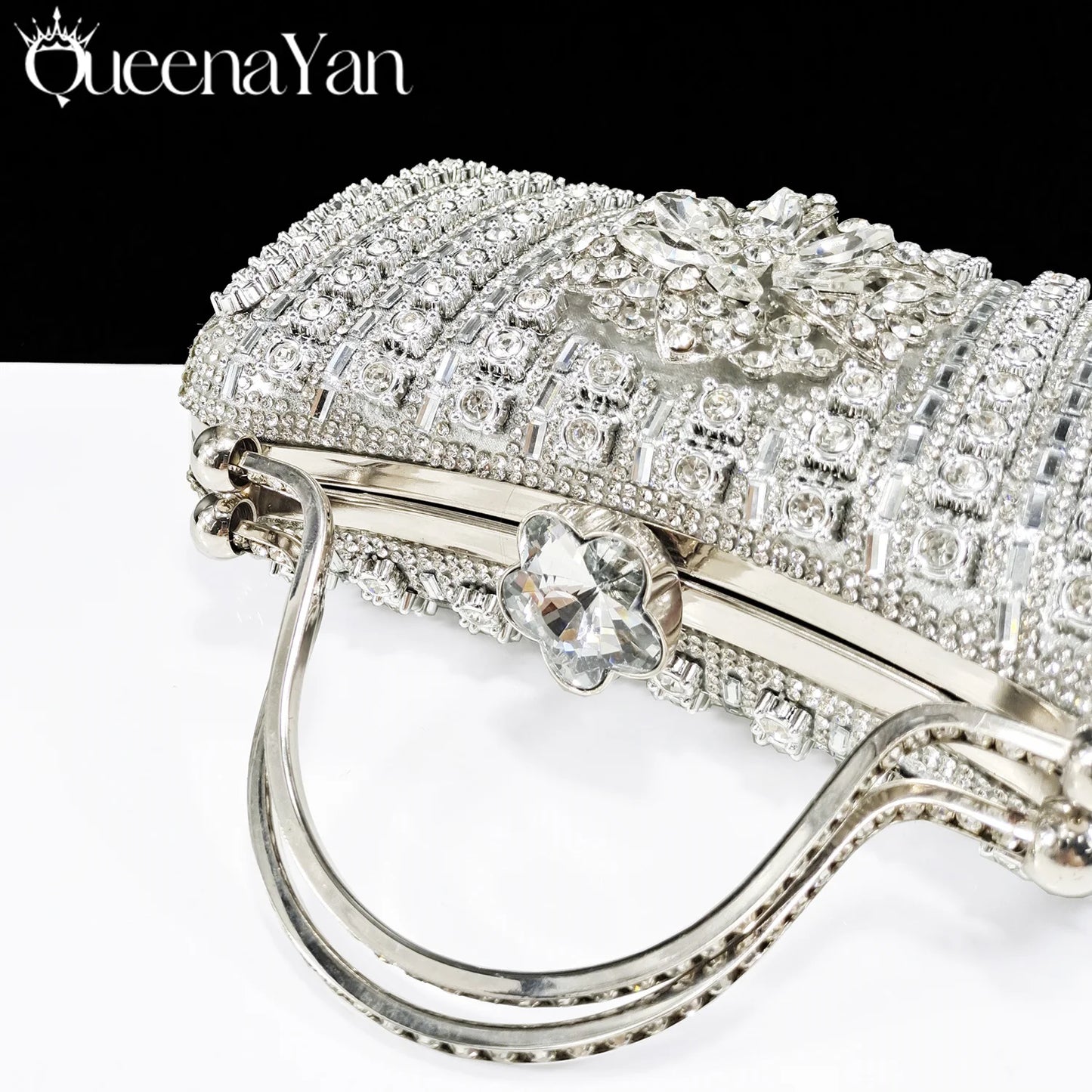 2026 Diamond Women Luxury Clutch Evening Bag Wedding Crystal Ladies Cell Phone Pocket Purse Female Wallet for Party Quality Gift