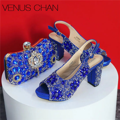 2024 Latest Italian Design African Women's High Heels Round Head Sandals Party Wedding Party Golden Color Shoes and Bags Set